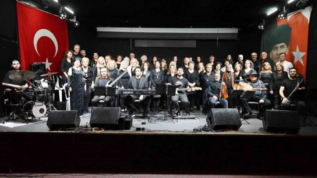 Barış Manço Kemer'de şarkılarıyla anıldı