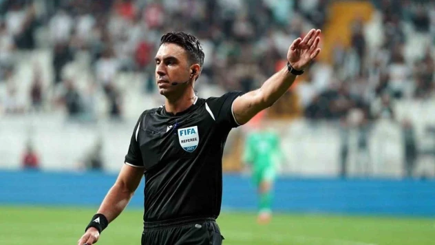 Başakşehir - Sivasspor maçının VAR hakemi Arda Kardeşler