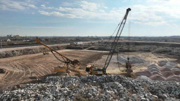 Başkan Altay: 'Konya tarihinin en önemli ulaşım yatırımı Konyaray Banliyö Hattı hızla ilerliyor'