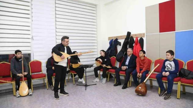 Başkan Büyükkılıç'tan geleceğin sanatçılarına: 'Sizler bizim ümidimizsiniz'