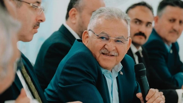 Başkan Büyükkılıç'tan iş insanlarına 'istikrar' vurgusu