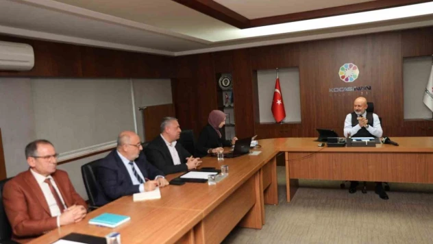 Başkan Çolakbayrakdar: 'Farklı hizmetlerle diğer belediyelere örnek oluyoruz'