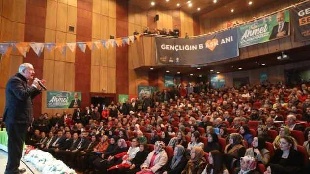 Başkan Çolakbayrakdar, 'Geleceğe taşıyacak projelerimizle, Kocasinan'a çağ atlatacağız'