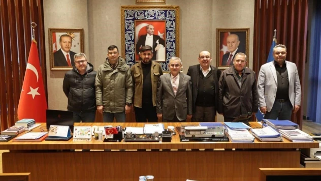 Başkan Işık, Kadir Akkan ve yönetimini makamında ağırladı