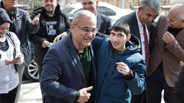 Başkan Işık, otizmli çocuklarla bir araya geldi