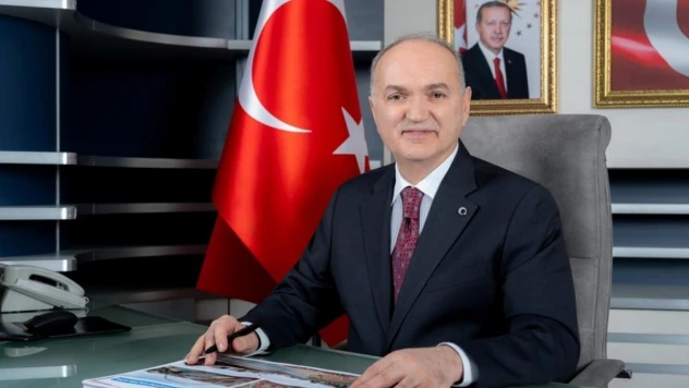 Başkan Özlü 'Kadınlar bizim anlayışımızda öznedir'