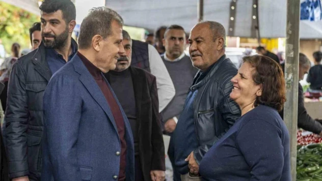 Başkan Seçer, pazarda vatandaşla buluştu