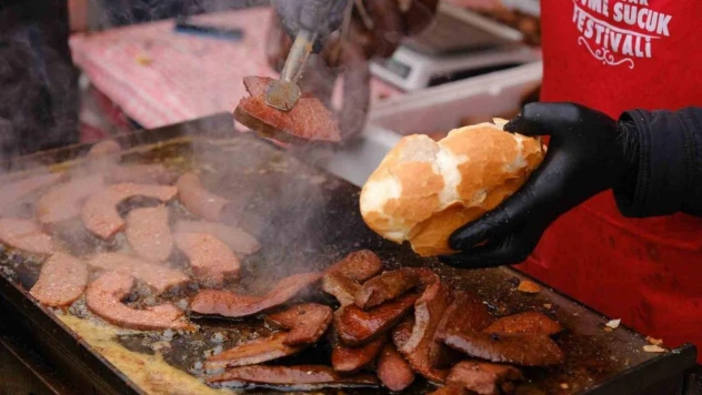 Başkan Yüzügüllü'den festival daveti