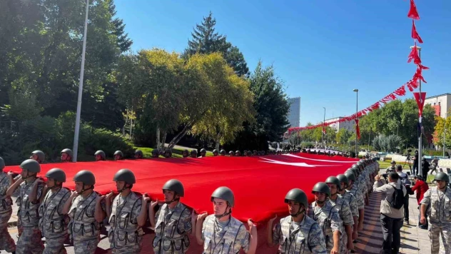 Başkentte 30 Ağustos Zafer Bayramı yürüyüşü