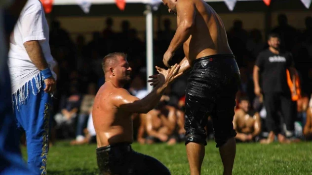 Başpehlivanlar Menemen'de yarışacak