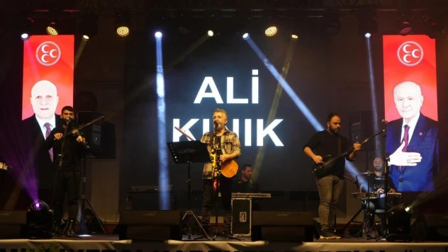 Bayburt'ta Kınık rüzgarı esti