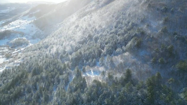 Beyaza bürünen Kocadağ'da vatandaşların kar keyfi