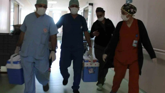 Beyin ölümü gerçekleşen 71 yaşındaki hastanın bağışlanan organları umut olacak