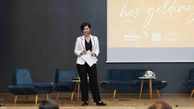 Beylikdüzü'ndeki kadınlar Dünya Kadın Hakları Günü'nde bir araya geldi