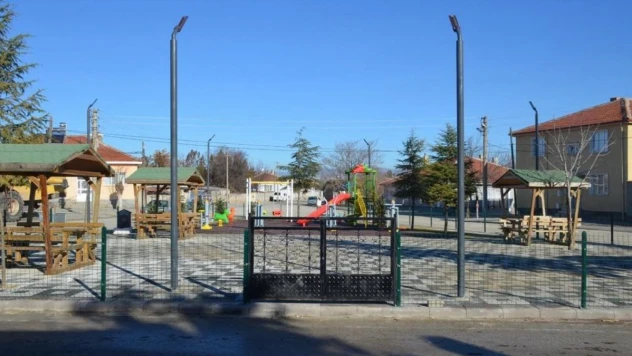 Beylikova'ya parklar güzellik katıyor