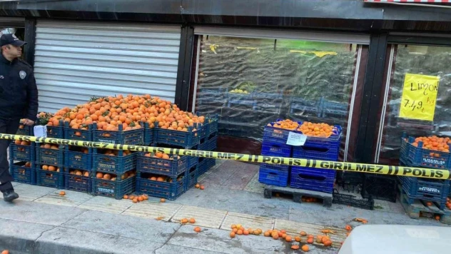 Bıçaklı kavgada ölen adamın yakını olayın borç para sebebiyle yaşandığını iddia etti