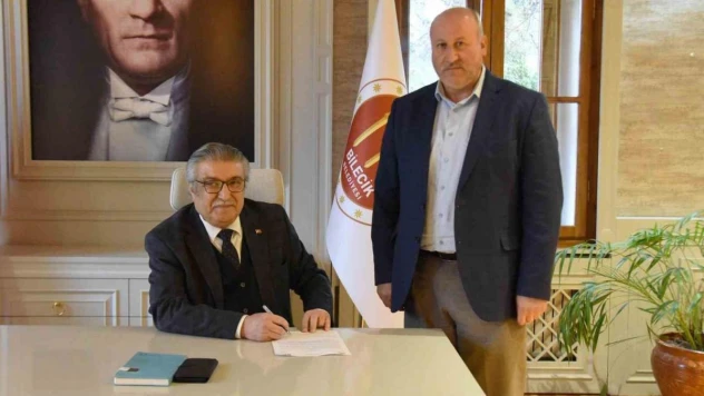 Bilecik Belediye Başkanlığı koltuğuna Mustafa Sadık Kaya oturdu