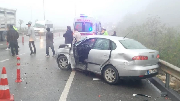 Bilecik'te otomobil ile tır çarpıştı, 1 kişi yaralandı