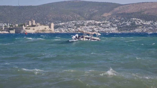 Bodrum'u fırtına vurdu