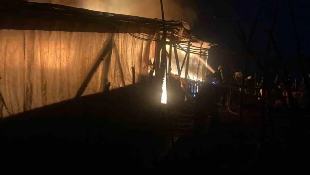 Bolu'da samanlık alev alev yandı