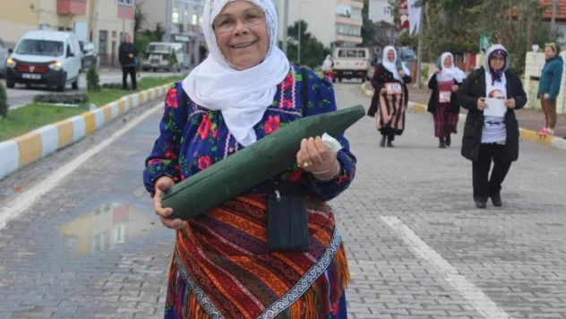 Böyle bir maraton görülmedi, temsili top mermileri ile koştular