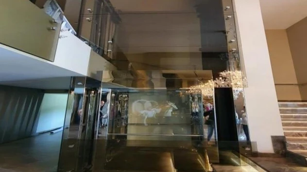 Bozuk asansör, sağlığı için 1 milyona yakın harcama yapan vatandaşın korkulu rüyası oldu