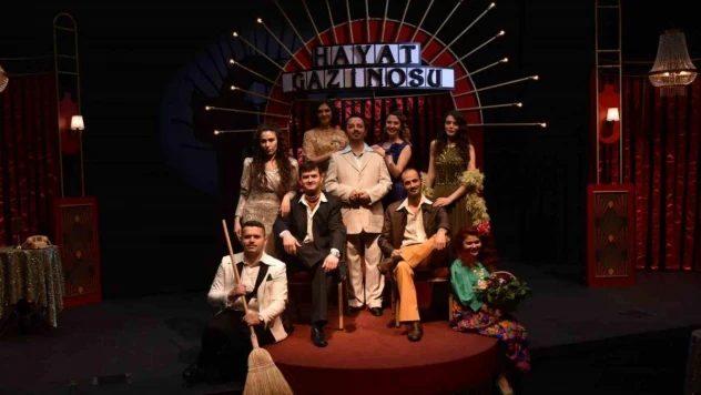 Bozüyük Belediye Tiyatrosu tiyatro severlerle 'Hayat Gazinosu' ile buluşuyor