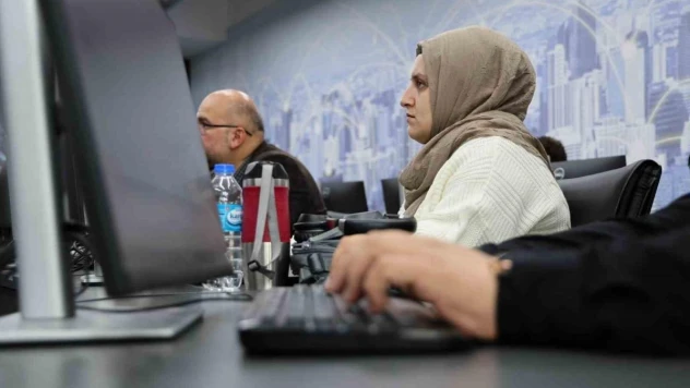 Bu laboratuvarda geleceğin bilgisayar ağı ve siber güvenlik uzmanları yetişecek