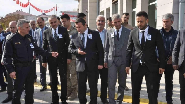 Bulanık'ta fidan dikimi