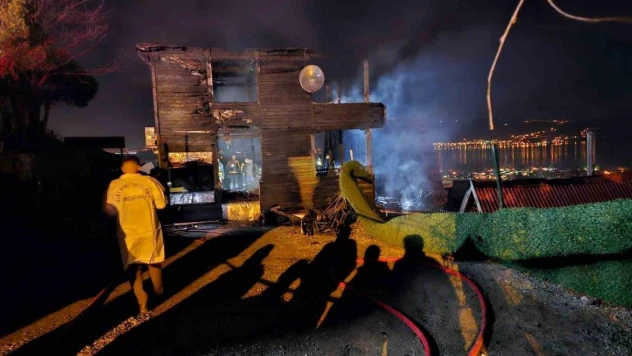 Bungalov evde konaklarken çıkan yangında hayatını kaybetti