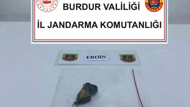 Burdur'da jandarmadan kaçakçılık operasyonu: 5 şüpheli tutuklandı