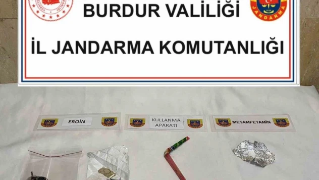 Burdur'da jandarmadan uyuşturucu ve kaçakçılık operasyonu