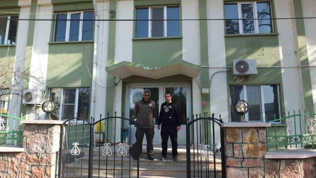 Burhaniye'de Orman İşletme Şefliği yıkılıyor