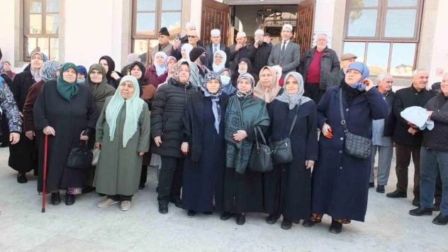 Burhaniye'de umrecilere coşkulu uğurlama