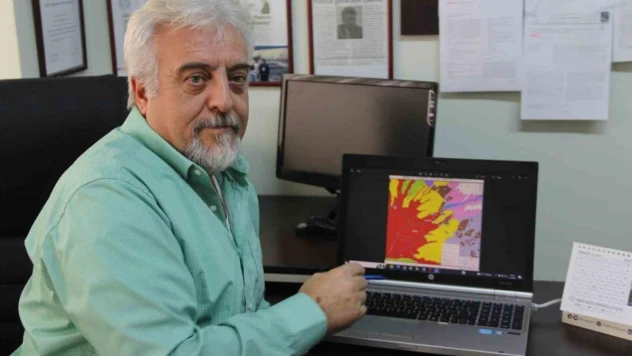 Bursa'daki depremde cep telefonlarına gelen uyarıyla ilgili uzmanından açıklama