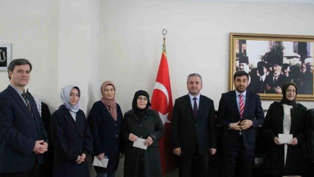 Büyüklerimizden Masallar Yarışması ödülleri verildi