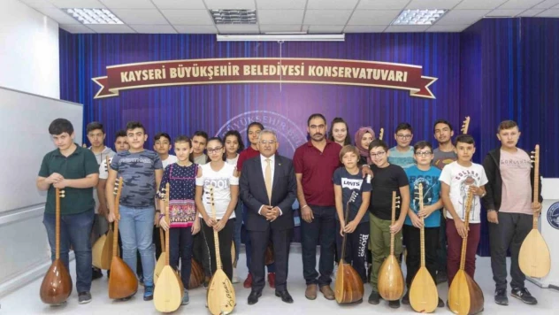 Büyükşehir Sanat Akademilerinden 50 bin kursiyere sanat hizmeti