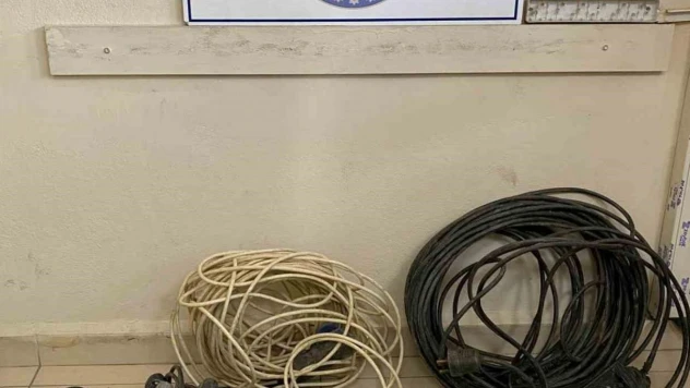Çaldıkları malzemelerle yakalanan 2 şüpheli tutuklandı