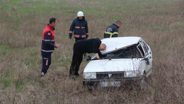 Çan'da otomobil tarlaya uçtu: 2 yaralı