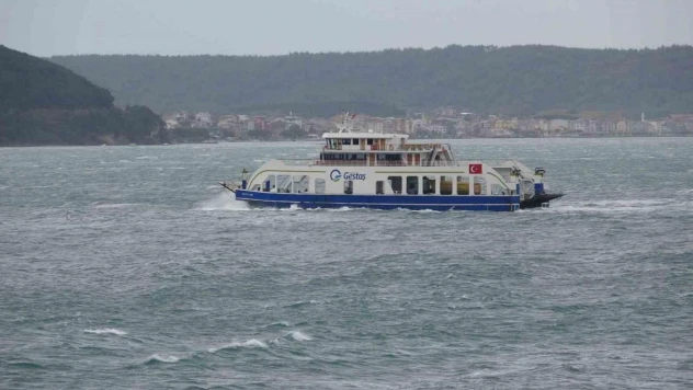 Çanakkale Boğazı çift yönlü olarak trafiğe kapatıldı
