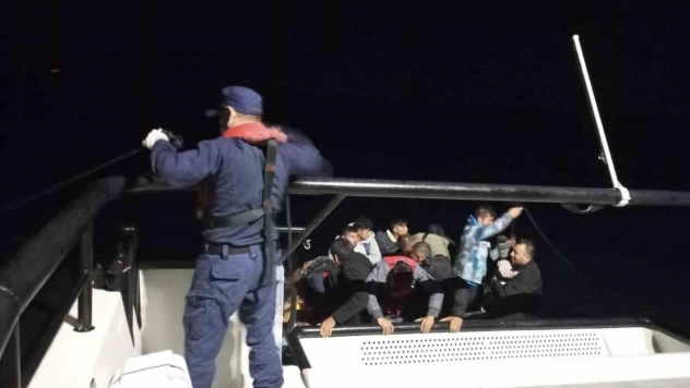 Çanakkale'de 92 kaçak göçmen yakalandı, 48 kaçak göçmen kurtarıldı