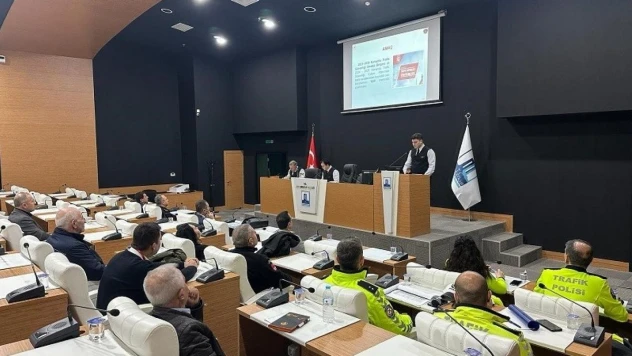 Çanakkale'de Şehirlerarası Otobüslerde Yolcuların Emniyet Kemeri Kullanımı Toplantısı yapıldı