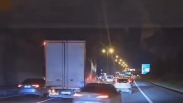 Canını hiçe saydı kilometrelerce makas atarak ilerledi