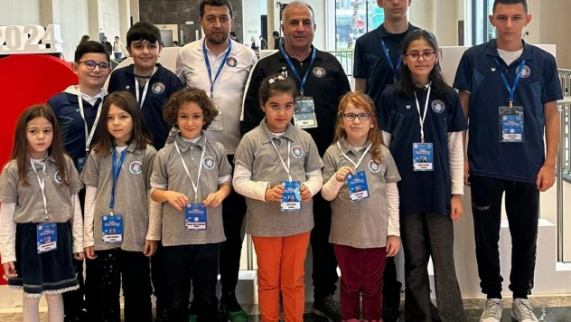 Çeşmeli satranç oyuncuları milli takıma girmek için mücadele ediyor