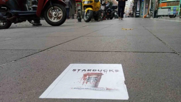 Çevreye yapıştırılan boykot yazıları, her geçen gün artıyor