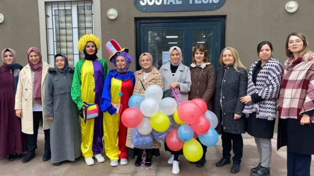 Cezaevinde kalan kadın mahkum ve çocukları için eğlence yapıldı