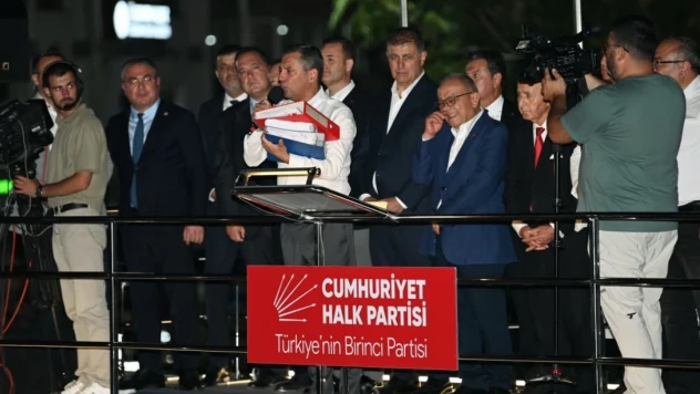 CHP Genel Başkanı Özel, Aydın'da miting düzenledi