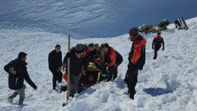 Çığ altında kalan operatör çektiği video ile uyarmıştı
