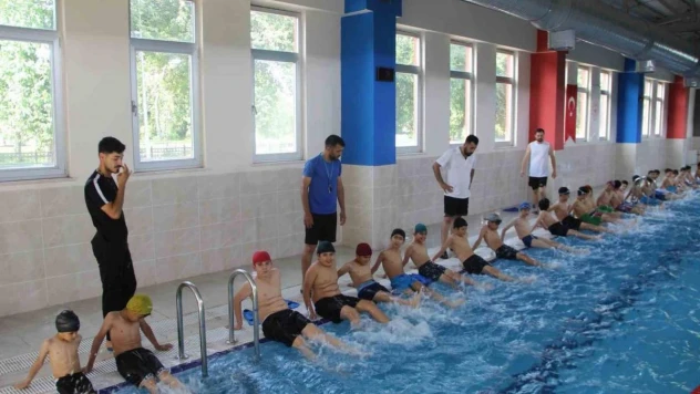 Cizre'de 12 bin çocuğa yüzme eğitimi verilecek