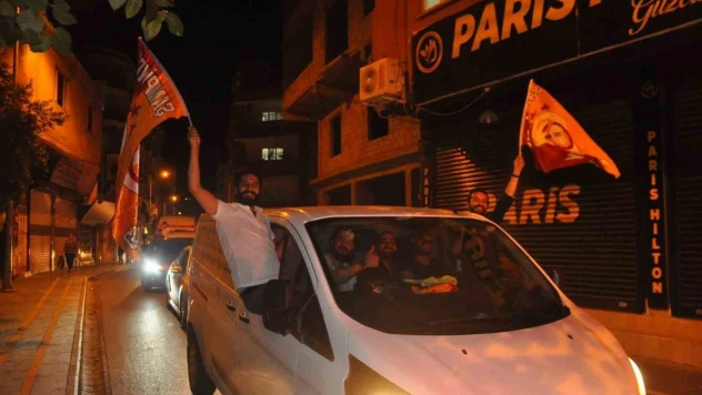 Cizre'de Galatasaray'ın şampiyonluk sevinci